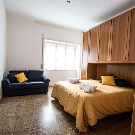 Roma In Rosa Apartment Exterior photo