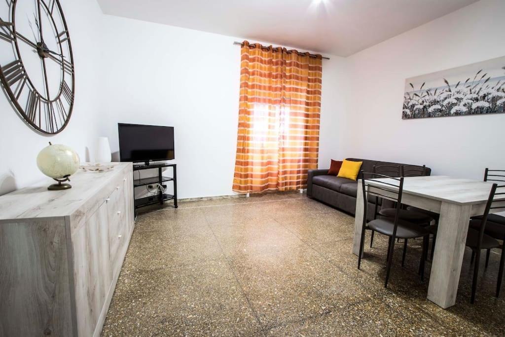 Roma In Rosa Apartment Exterior photo